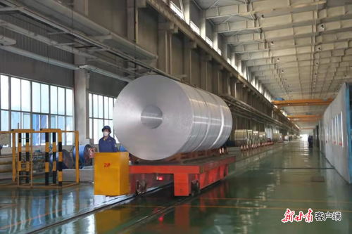 酒鋼集團雙零箔坯料產品問世